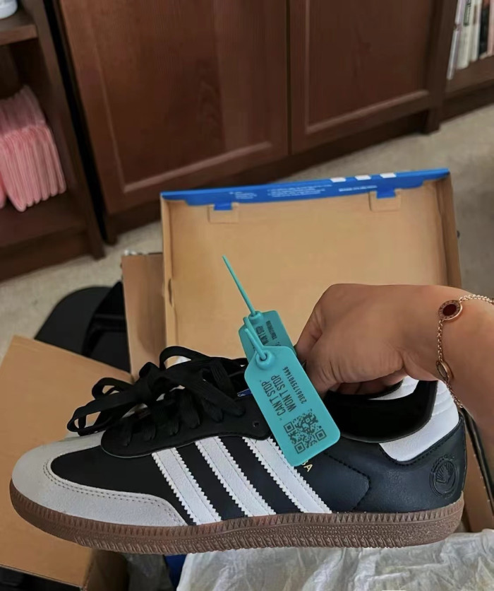 Women men  runner sneaker shoes,  with box,size 36-44，SS60-2680-2687