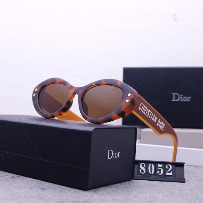 Blue light blocking sunglasses with the box and case ,G25-507-511