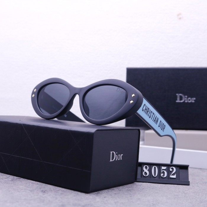 Blue light blocking sunglasses with the box and case ,G25-507-511