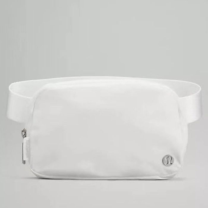 Waterproof nylon running yoga crossbody bag chest bag，size 19*5.5*13cm,B20-296-313