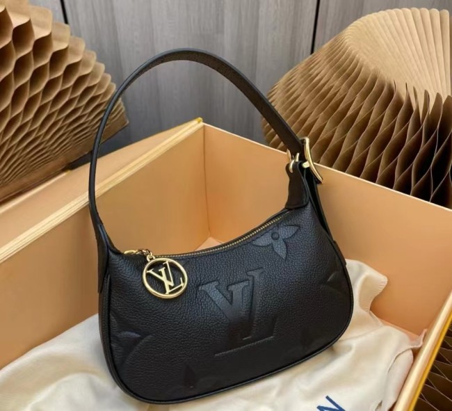 Leather bag ,5A ,no box, B98-98