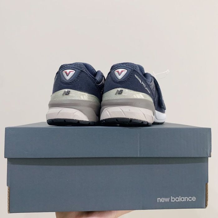 Kid's sneakers runner shoes, with box,size 26-32, SS60-2692-2696