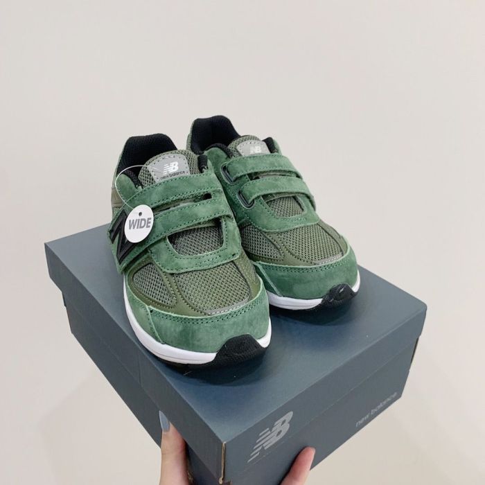 Kid's sneakers runner shoes, with box,size 26-32, SS60-2692-2696