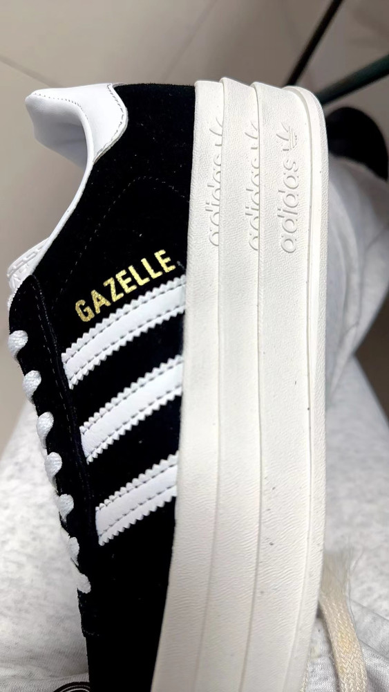 Women sneaker shoes,  size 35.5-40, SS60-2731-2755