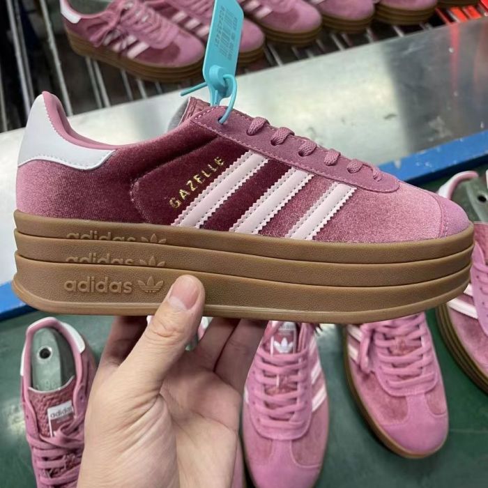 Women sneaker shoes,  size 35.5-40, SS60-2731-2755