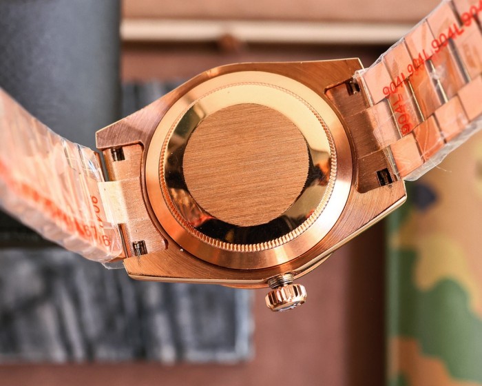 Custom watch, fully automatic movement, size 40mm，WT168-5-6