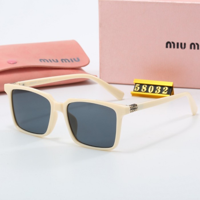 Blue light blocking sunglasses with the box and case ,G25-548-556