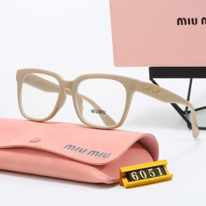 Blue light blocking sunglasses with the box and case ,G25-536-540
