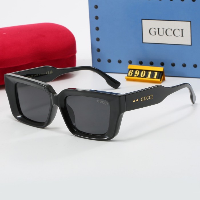Blue light blocking sunglasses with the box and case ,G25-570-576