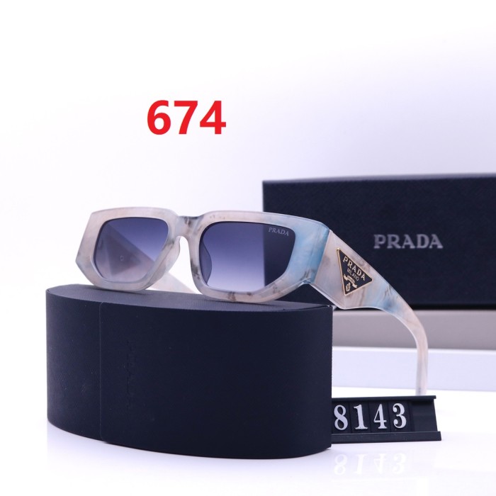 Blue light blocking sunglasses with the box and case ,G25-673-677