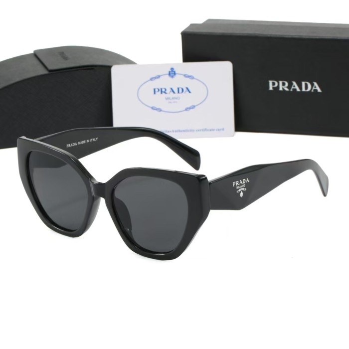 Blue light blocking sunglasses with the box and case ,G25-661-666