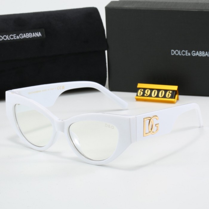 Blue light blocking sunglasses with the box and case ,G25-629-637