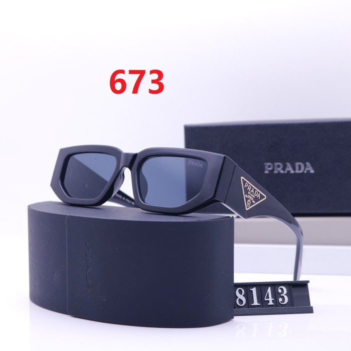 Blue light blocking sunglasses with the box and case ,G25-673-677