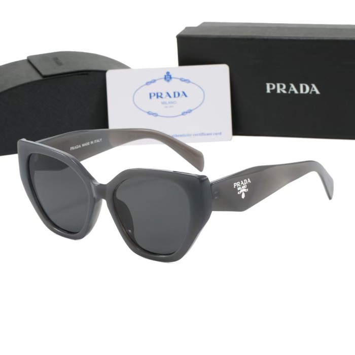 Blue light blocking sunglasses with the box and case ,G25-661-666