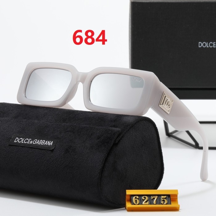 Blue light blocking sunglasses with the box and case ,G25-683-688