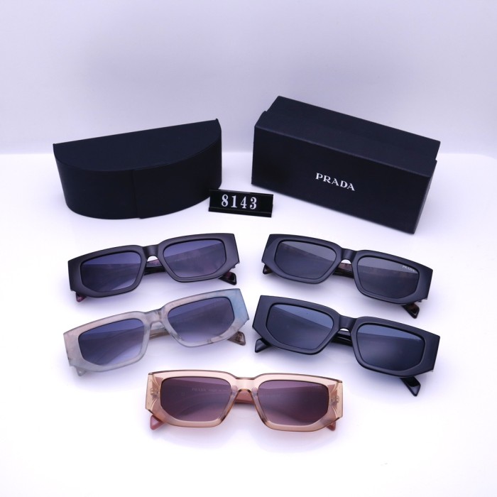 Blue light blocking sunglasses with the box and case ,G25-673-677
