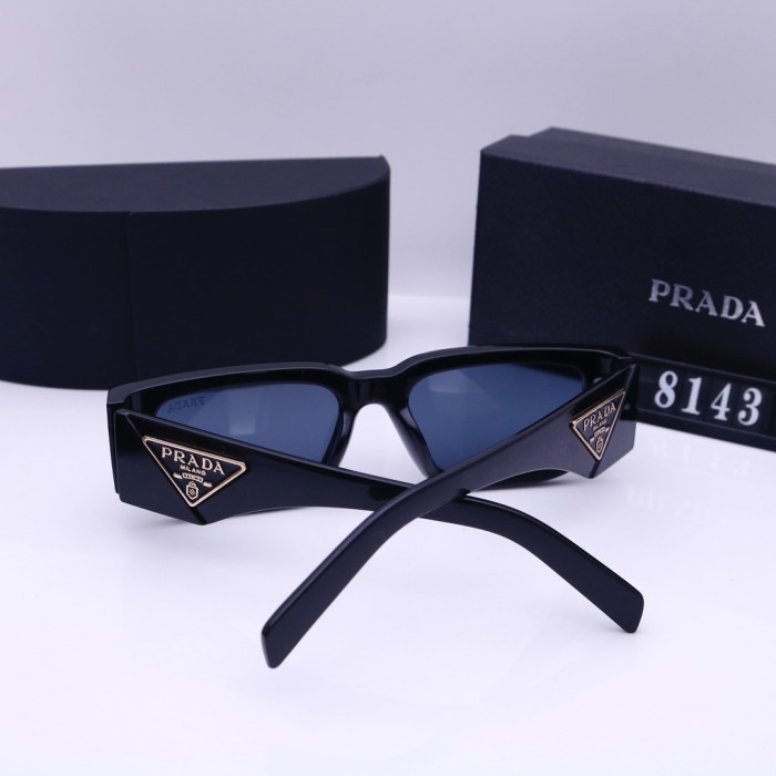 Blue light blocking sunglasses with the box and case ,G25-673-677