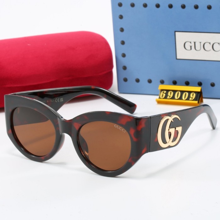 Blue light blocking sunglasses with the box and case ,G25-816-822