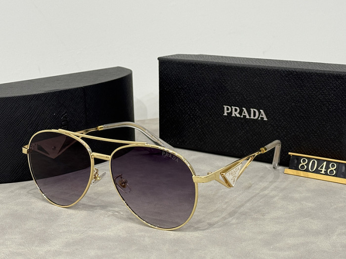 Blue light blocking sunglasses with the box and case ,G25-845-850