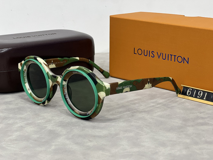 Blue light blocking sunglasses with the box and case ,G25-887-896