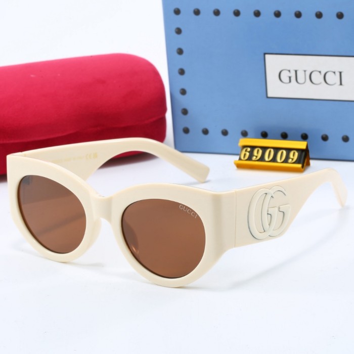 Blue light blocking sunglasses with the box and case ,G25-816-822