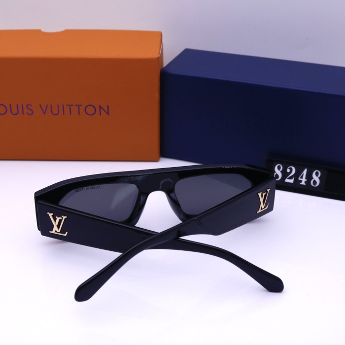 Blue light blocking sunglasses with the box and case ,G25-796-802