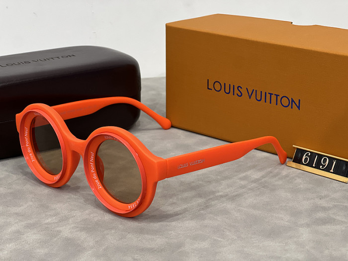 Blue light blocking sunglasses with the box and case ,G25-887-896