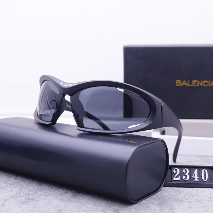 Blue light blocking sunglasses with the box and case ,G25-696-701