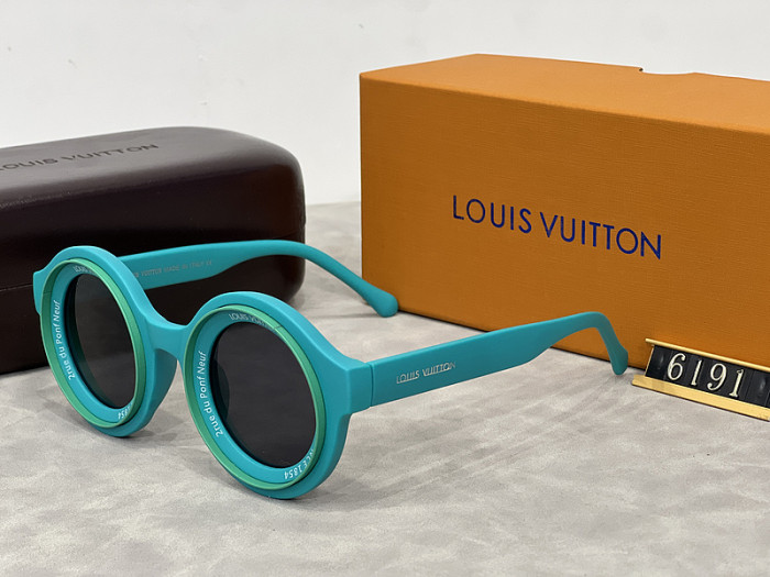 Blue light blocking sunglasses with the box and case ,G25-887-896