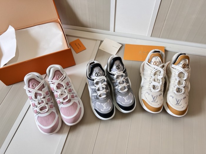 Women sneakers shoes, size 35-40, SS98-510-512