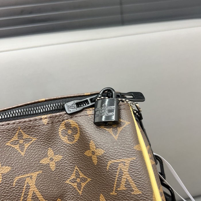 Split leather bag ,AAAA ,size 45x27cm,no box,  B88-1860