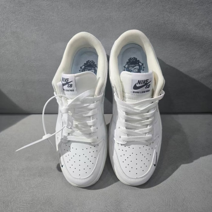 Men sneaker shoes,  size 40-44, SS40-32