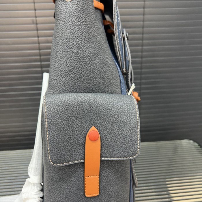 Split leather bag ,AAAA ,size 33x43cm,no box,  B88-1871