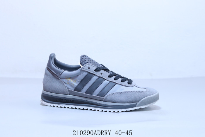 Men runner sneaker shoes,  with box,size 40-45，SS60-2837