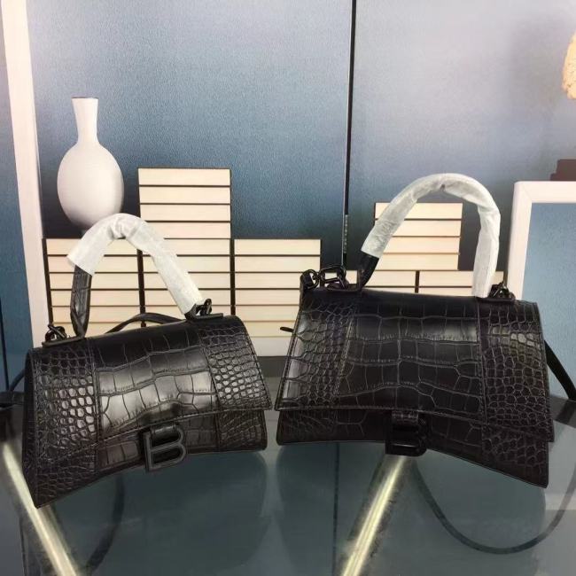 Leather bag ,5A ,size 23cm or 19cm,no box, B110-286