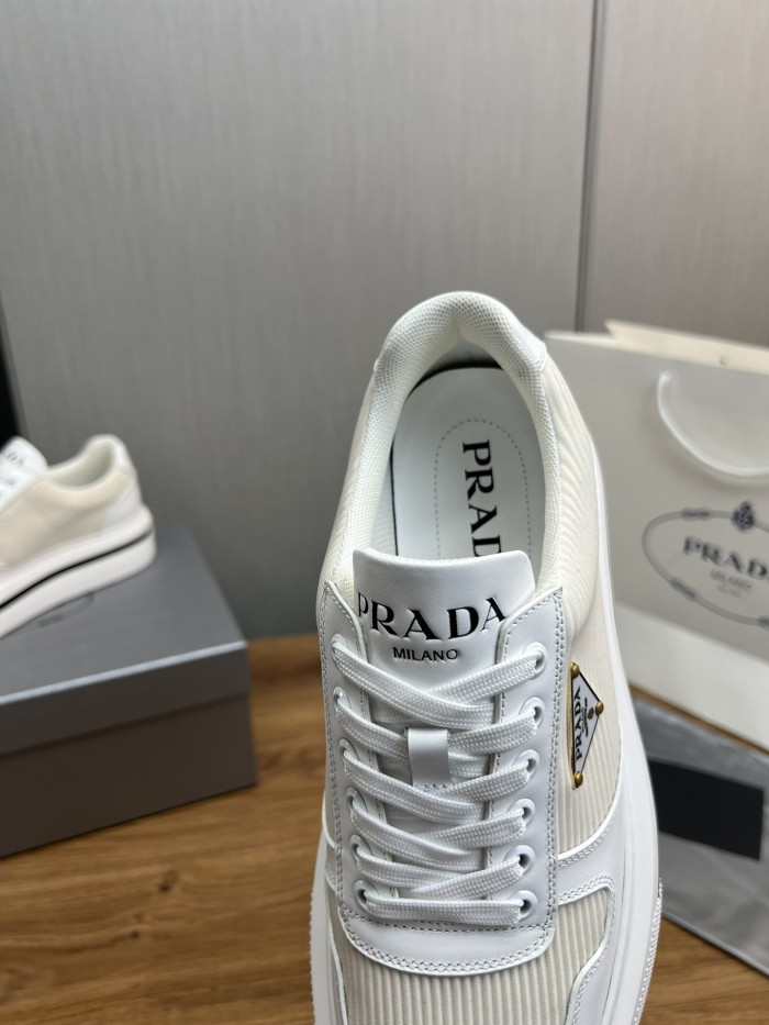 Men flat sneaker shoes,size 38-45, SS110-527-528