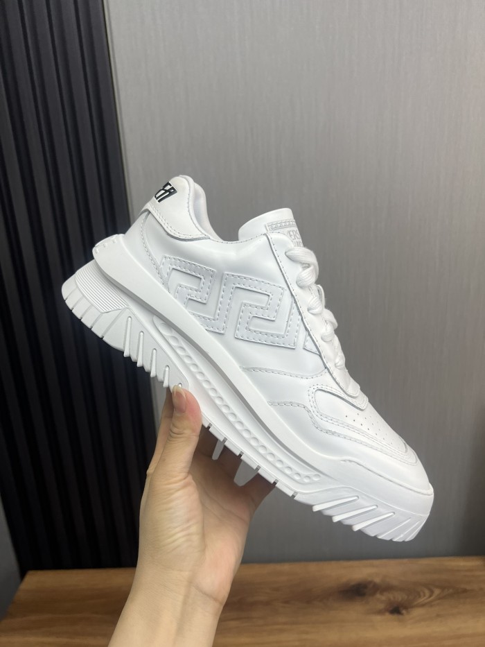 Men flat sneaker shoes,size 38-45, SS110-538-539