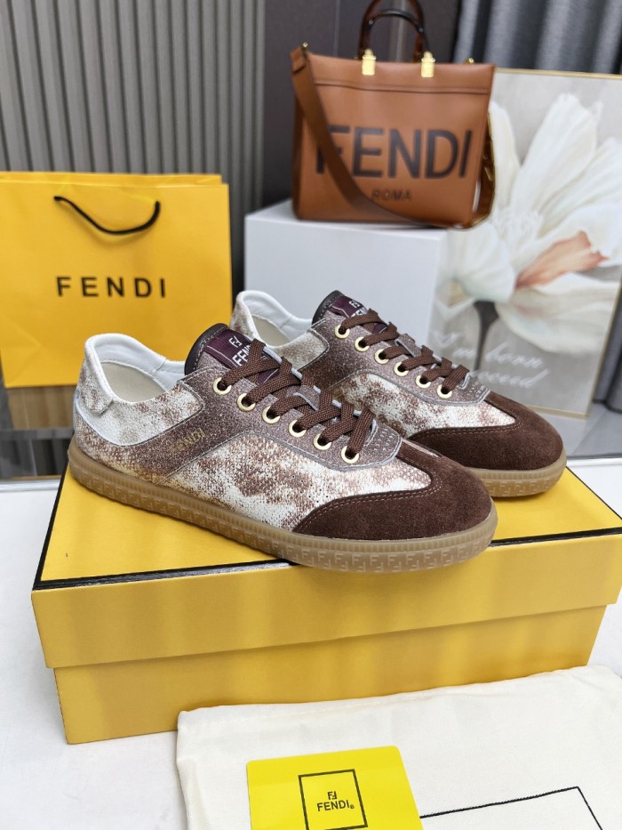 High quality women flat sneaker shoes,size 35-40, SS110-544-548