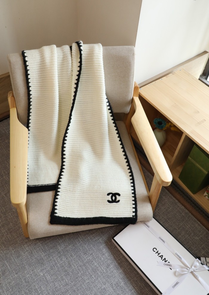 Cashmere cotton scarf , size 33x170cm, no box. SF25-26