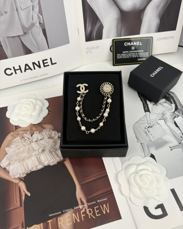Brooch  jewelry ,with box, J25-35