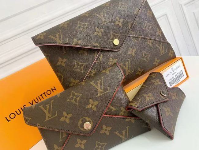 Leather bag ,5A ,,size 23x16.5x0.3cm and 15.5x11.5x0.3cm and 10x7x0.3cm,no box, B75-8