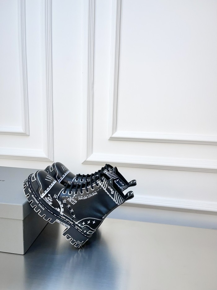 High quality women men boots shoes,size 35-44, SS138-126-127