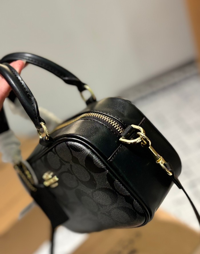 Split leather bag ,3A , size 20x13cm ,no box,  B68-14-21