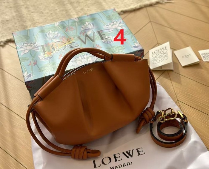 Leather bag ,4A ,size 27x18cm,no box,  B88-3-5
