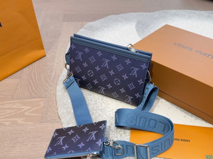 Split leather bag ,3A ,size 22x14cm,no box,  B68-45