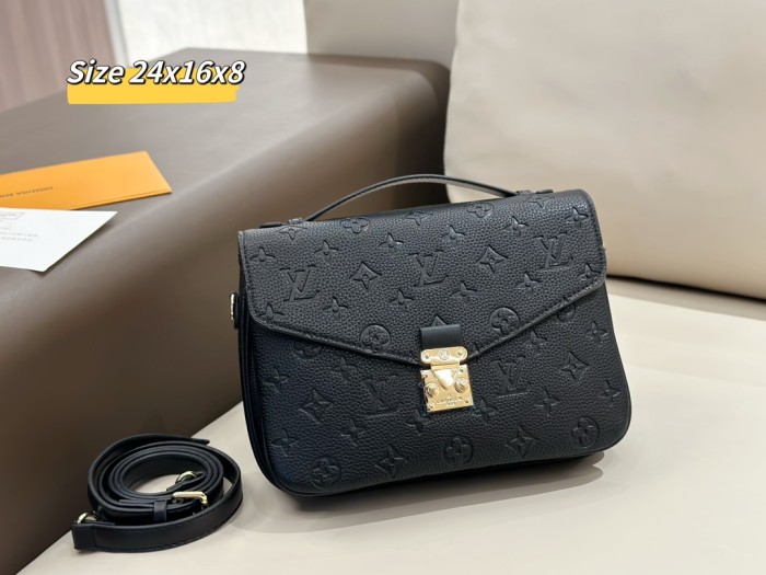 Split leather bag a set,3A ,no box,  B75-32