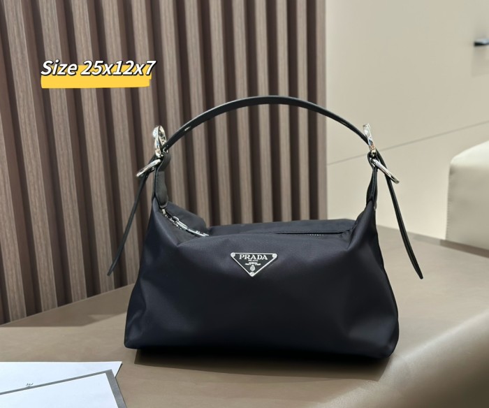 Nylon bag a set,3A ,no box,  B75-43
