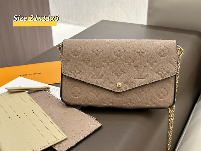 Split leather bag a set,3A ,no box,  B75-31