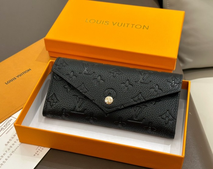 Split leather bag a set,3A ,no box,  B75-32