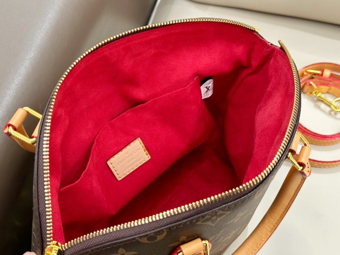 Split leather bag a set,3A ,no box,  B75-37